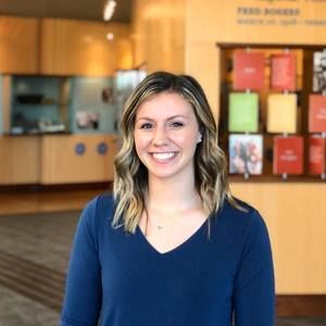 Meet your Posher, Alyssa